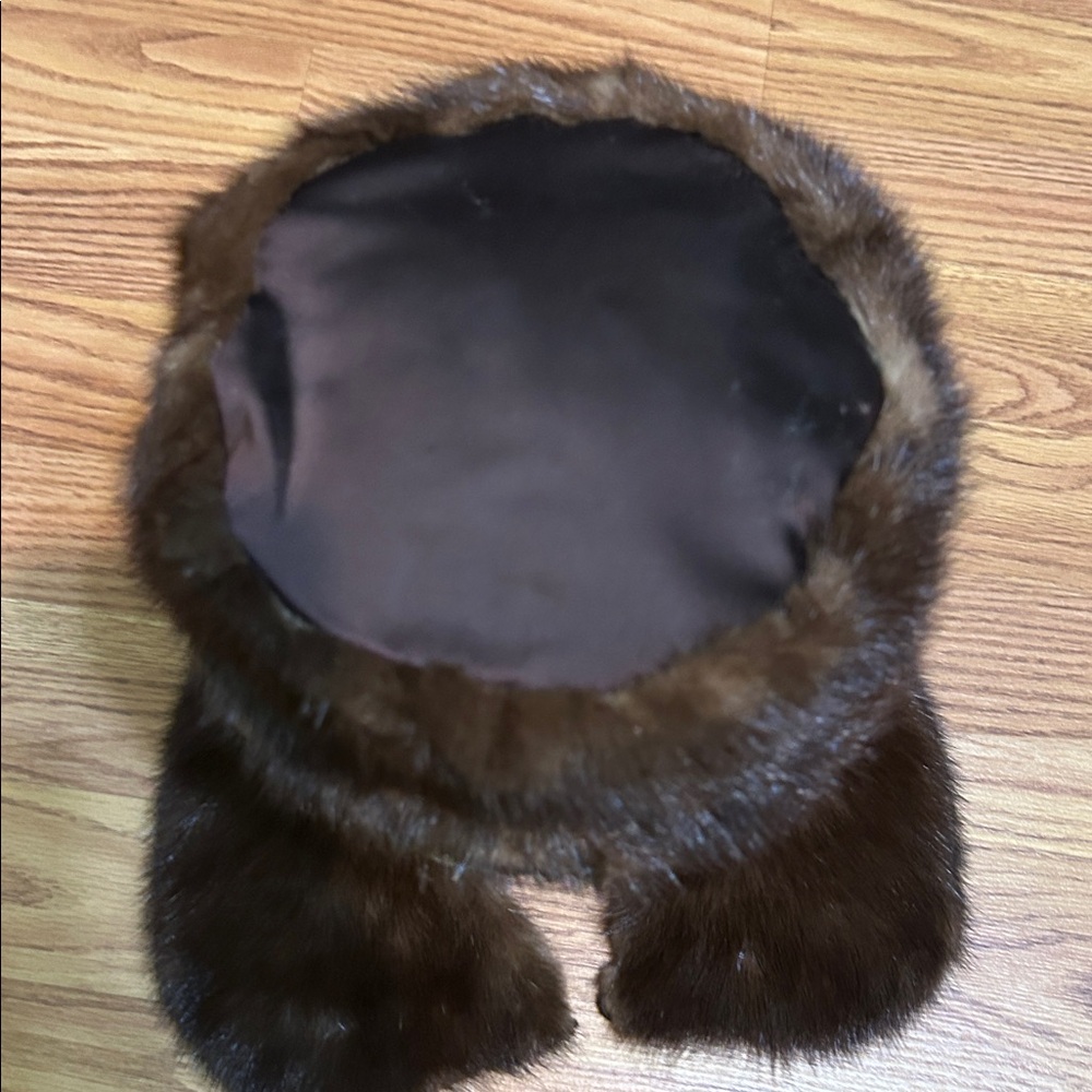 Vintage 2 mink fur hats  and 2 mink fur collars - Picture 3 of 7